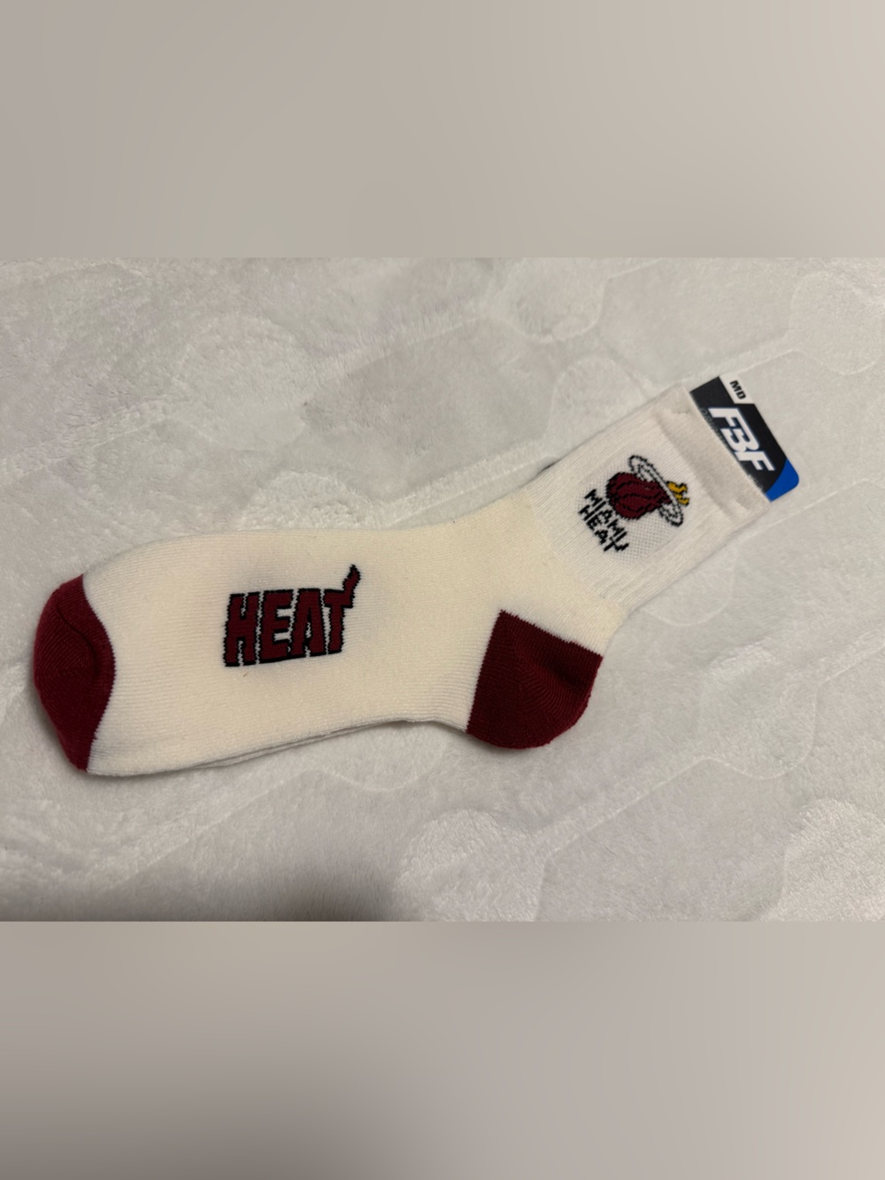 For Bare Feet Miami Heat NBA Mid-Calf white Maroon Crew Socks